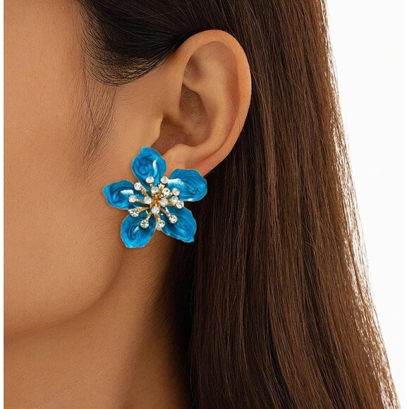 Women's Blue Rhinestone Beauty Cute Flower Statement Dainty Stud Earrings - Picture 3 of 4